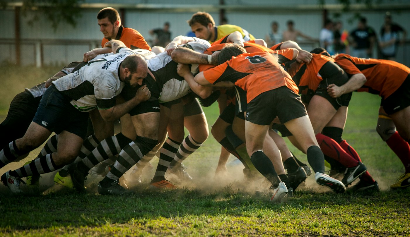 Mêlée de rugby lors d'un atelier d'initiation